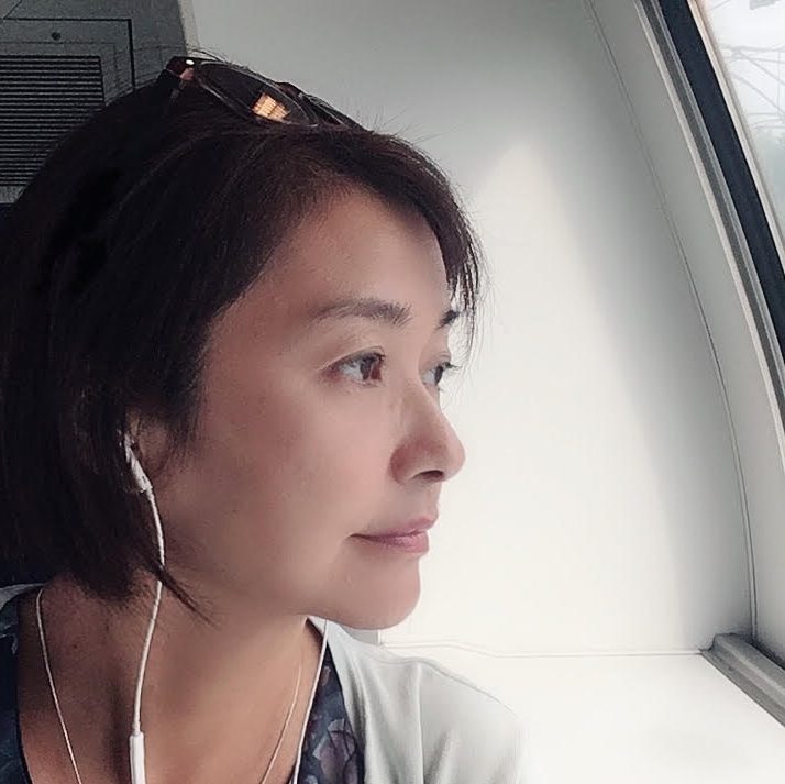 cropped-李茗.jpg