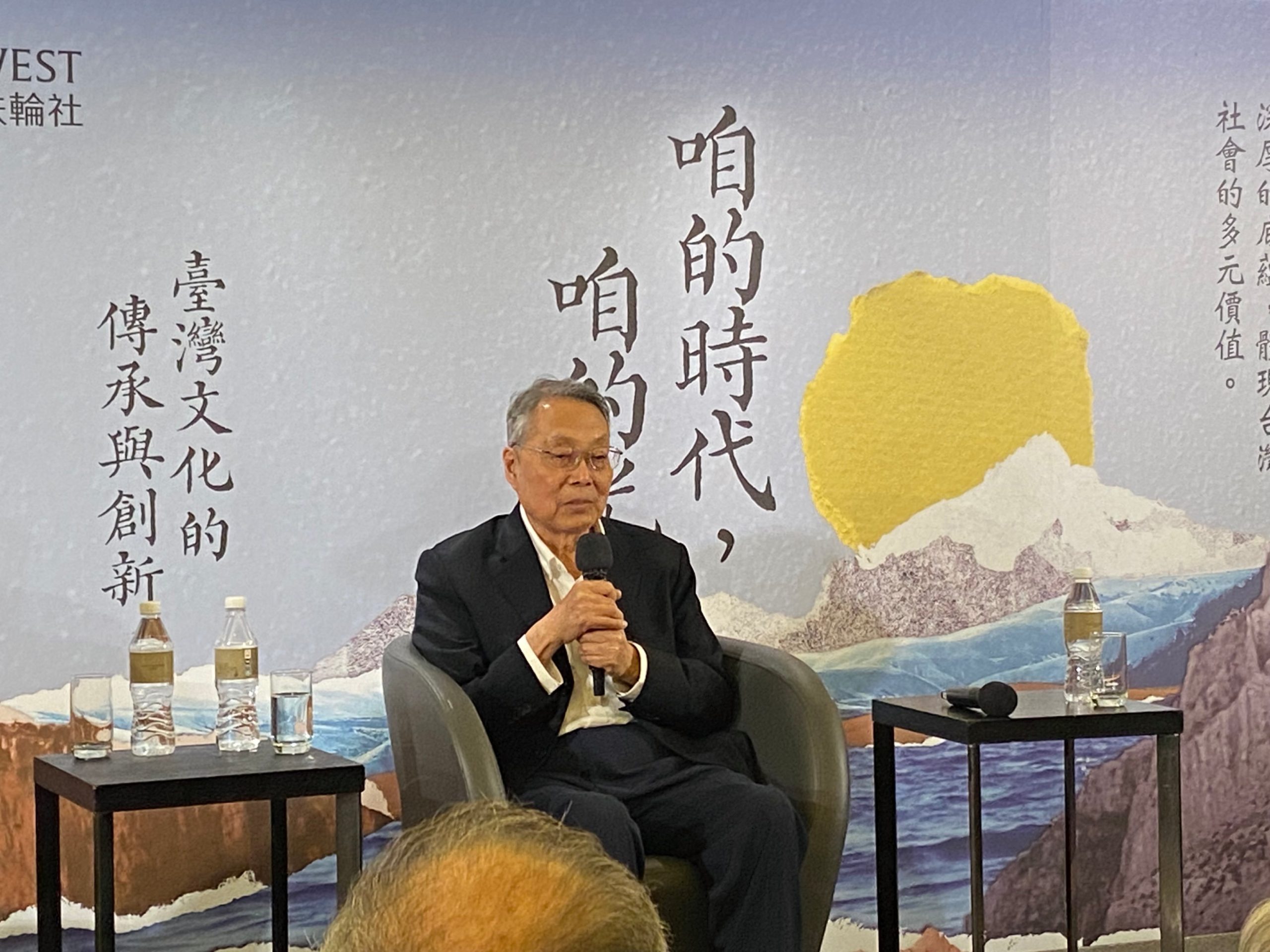 宏碁集團創辦人施振榮近年倡議「王道思維」，認為台灣應該有自己的管理哲學和領導之道，做到共創價值、利益平衡、永續經營，在文化行銷也要走出自己的路。圖/李其芳攝