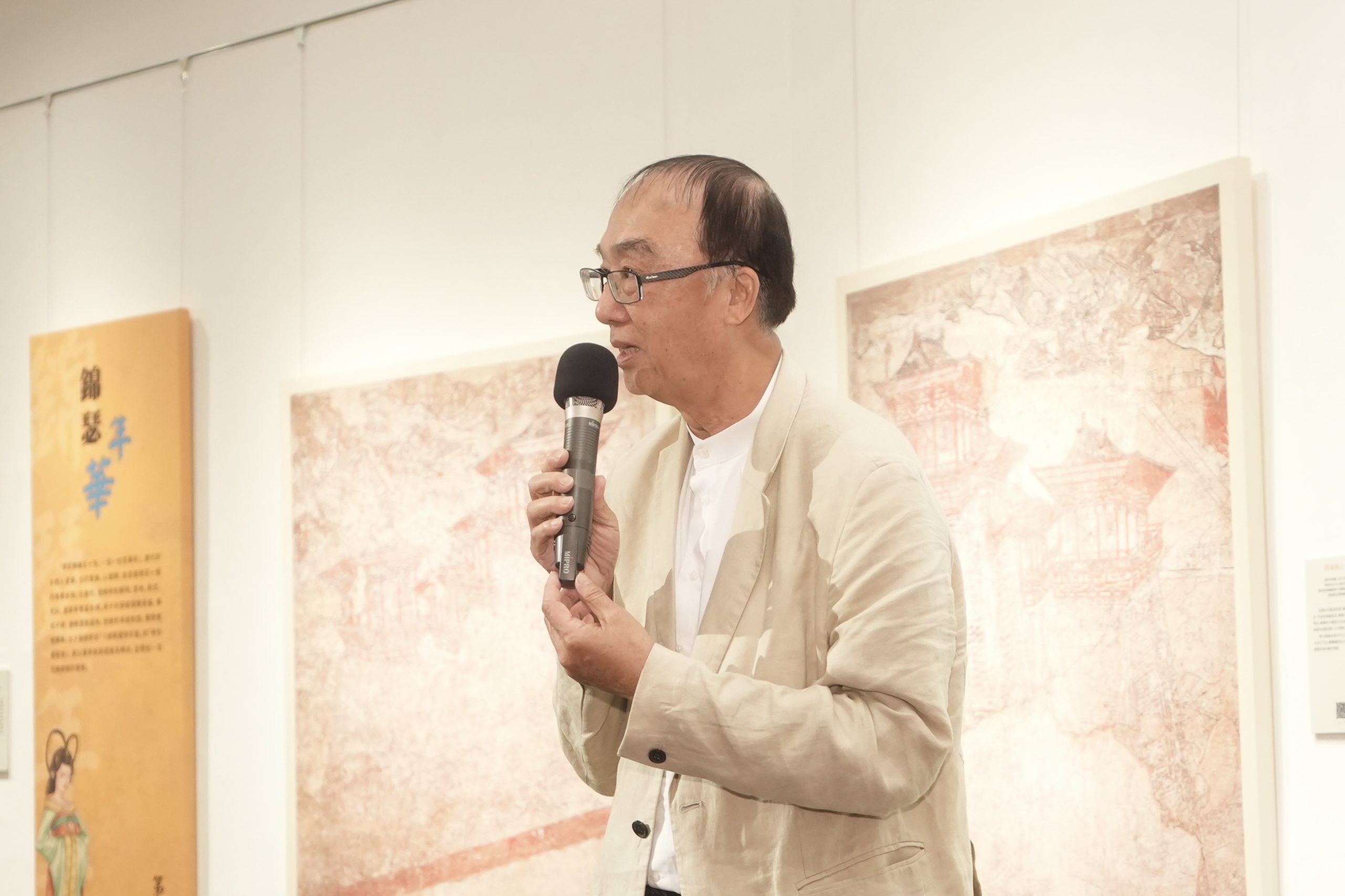 文化部文化資產局-前局長-施國隆教授-致詞（圖片提供∕中華翰維文化推廣協會）